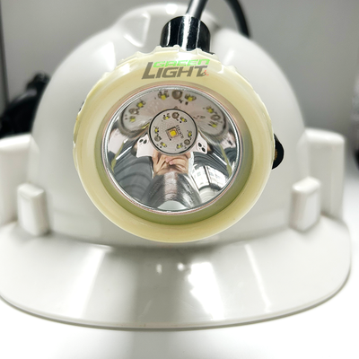 LED Mining Lamp with 7.8Ah Li-ion Battery 16 Hours Lighting Time and 100000 Hours Lifespan