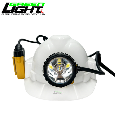 Waterproof LED Mining Lamps with IP68 Rating 25000lux Brightness and 10.4Ah Rechargeable Lithium Ion Battery for in Mining Environments